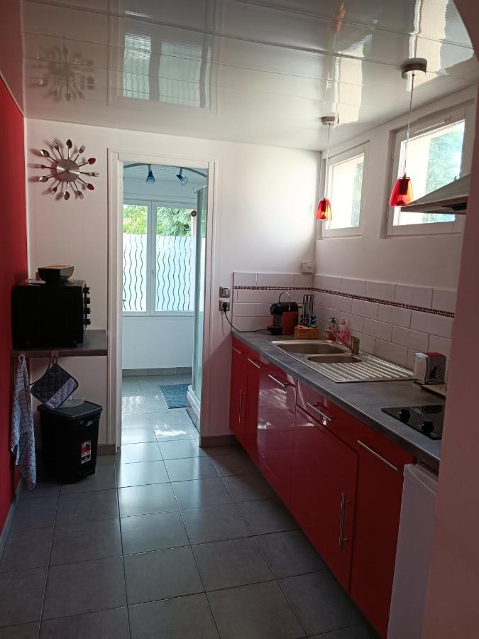 Gite Independant Diz'Enreves Au Coeur Des Vignes 迪斯 外观 照片